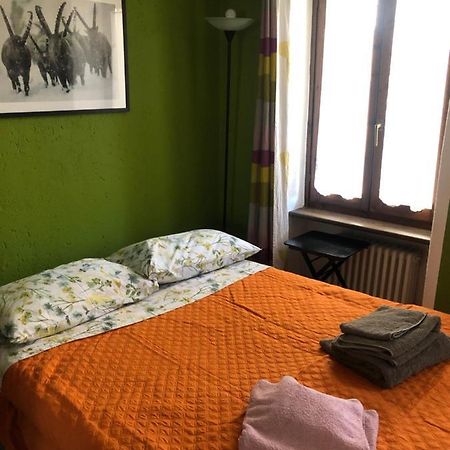 La Casa Di Rox Ad Aosta - Small Holiday Apartment In Central Aosta - Alloggio Ad Uso Turistico - Vda - Aosta - N 0304 מראה חיצוני תמונה